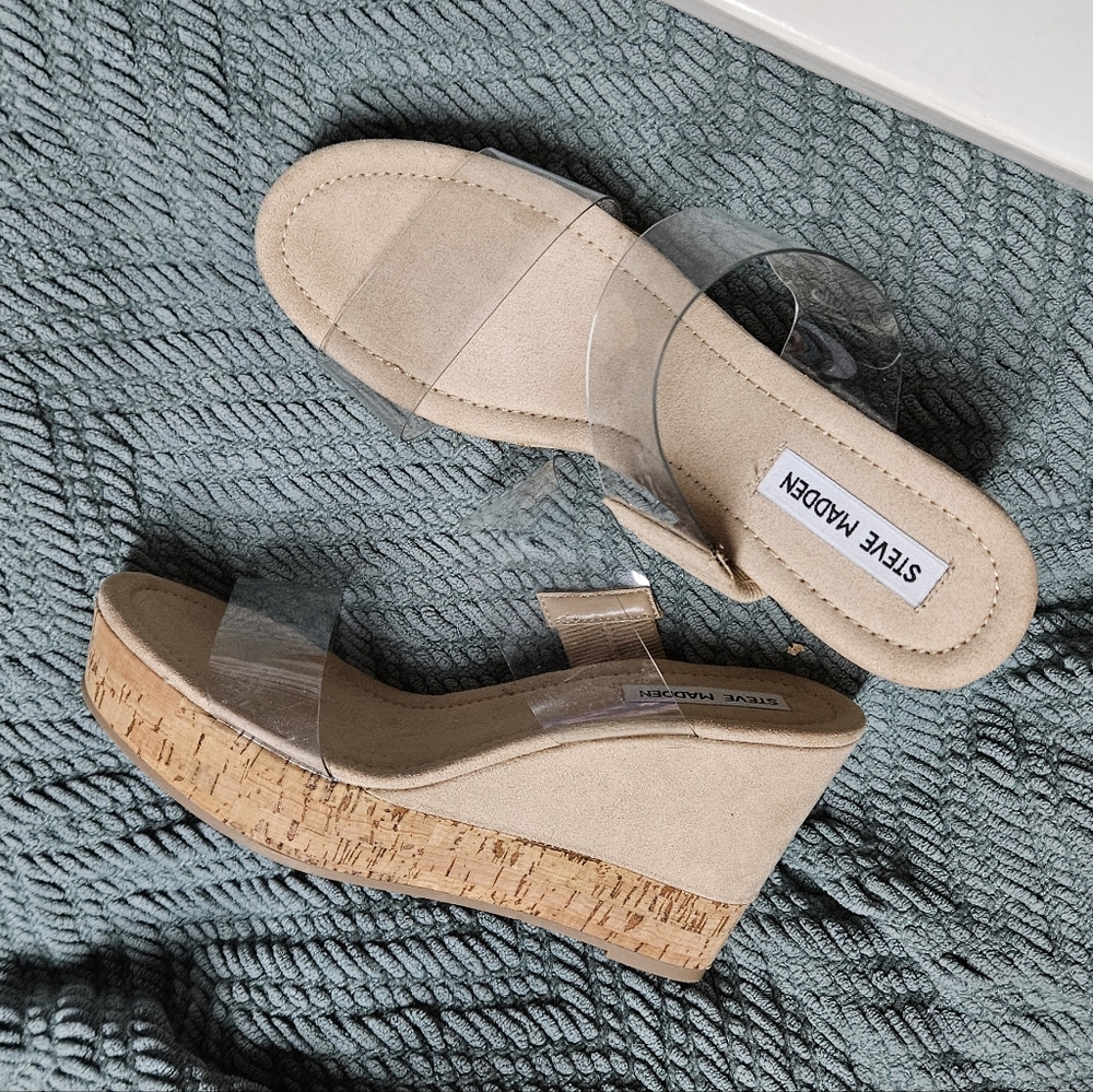Steve Madden Cream Wedge Shoes with Padded Strap